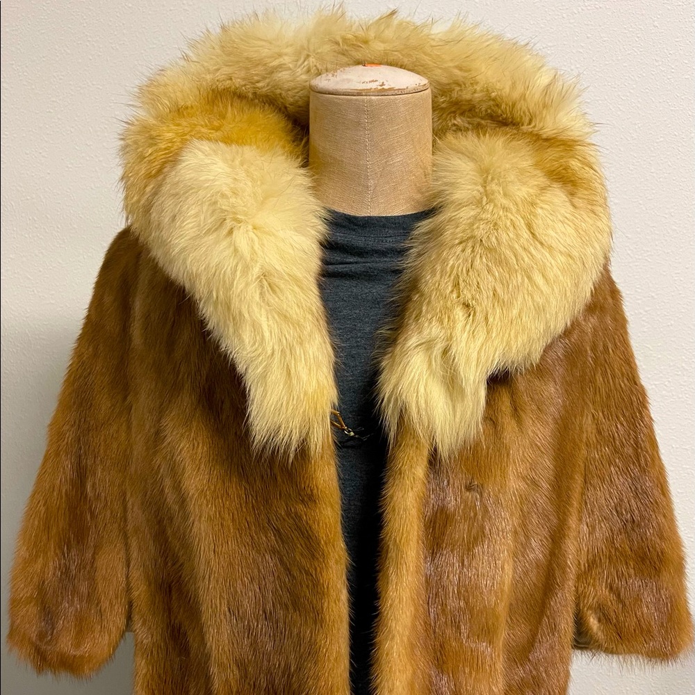 Vintage 1960’s May Cohen Fur Shrug